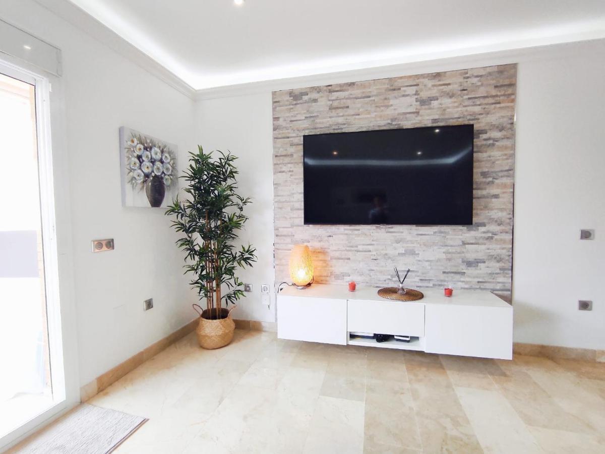 Magnifique Appartement A 5 Min A Pied De La Plage Бенальмадена Экстерьер фото